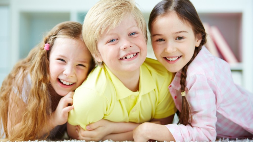 Fetițele influențează nivelul de fericire al familiei. Rezultatele unui studiu