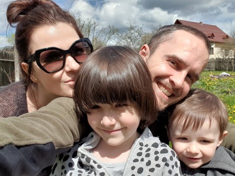 Șerban Copoț și copiii săi, în vacanță prelungită de Paști