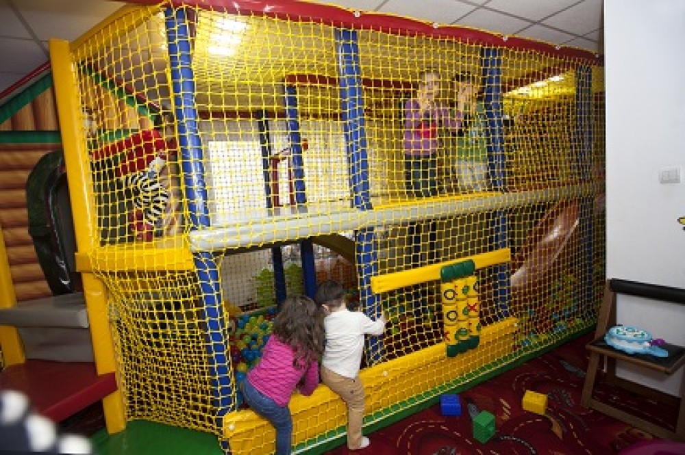 Baby-sitting gratuit si rasfat la Baby Expo